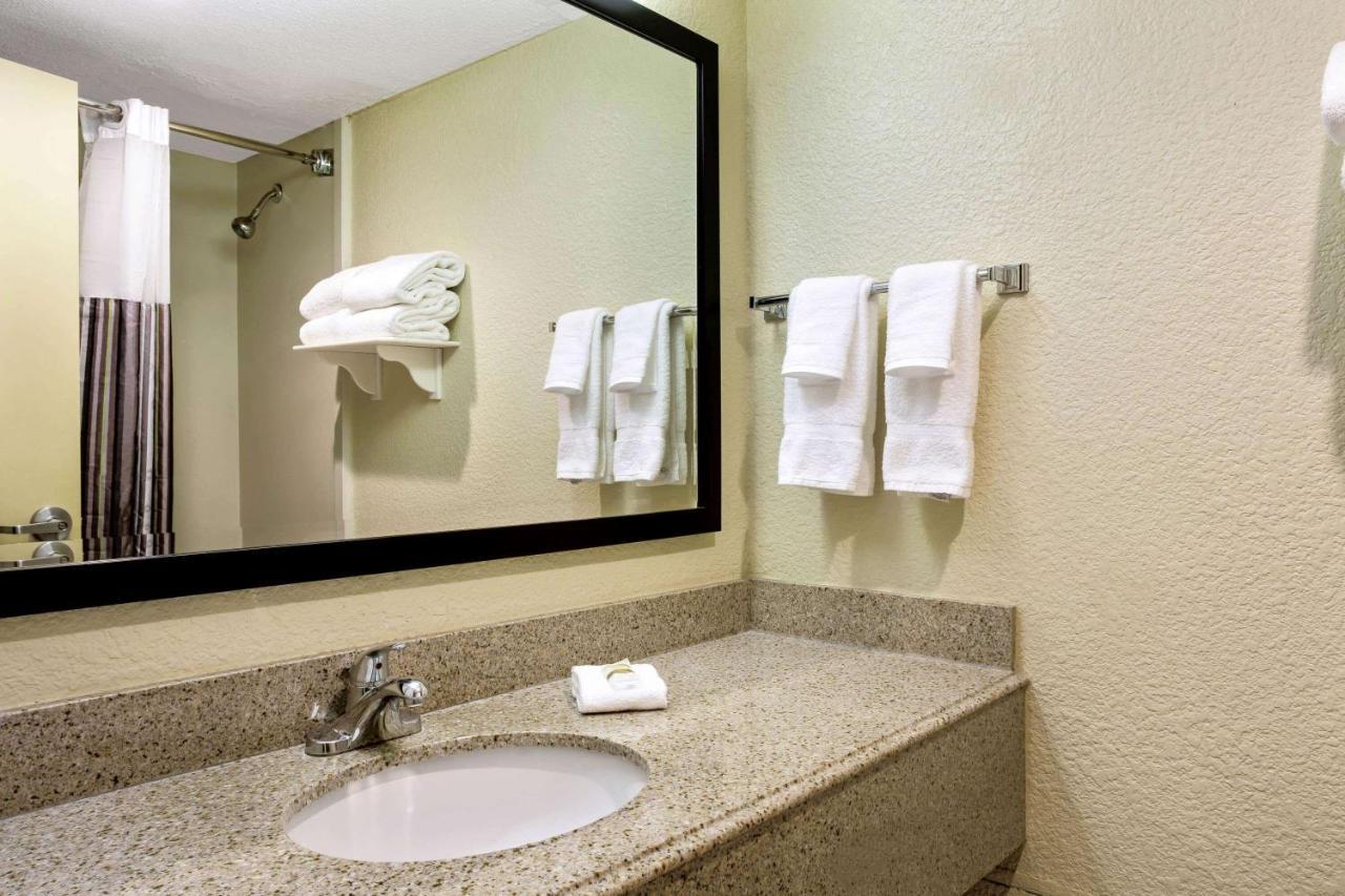 La Quinta By Wyndham Armonk Westchester Cnty Apt Esterno foto